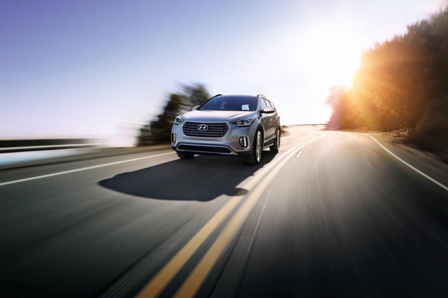  Hyundai Santa Fe 2016 года  (US) (фото 11 из 23)